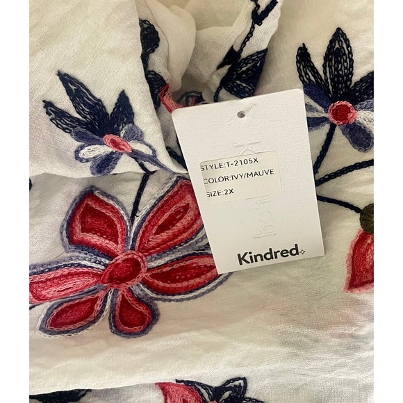 NWT Kindred 2X White Mauve Blue embroidered Floral Blouse Peasant Boho Top Tunic - Picture 7 of 11